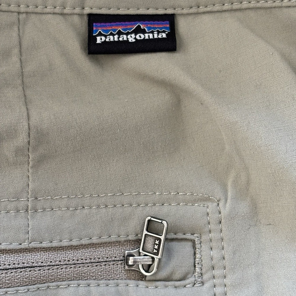 Patagonia Quandary Pants Gorpcore 18 Tan Hiking Granola Convertible Activewear - Picture 6 of 15
